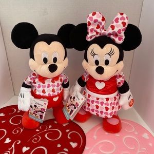 Disney Mickey & Minnie Dancing plush